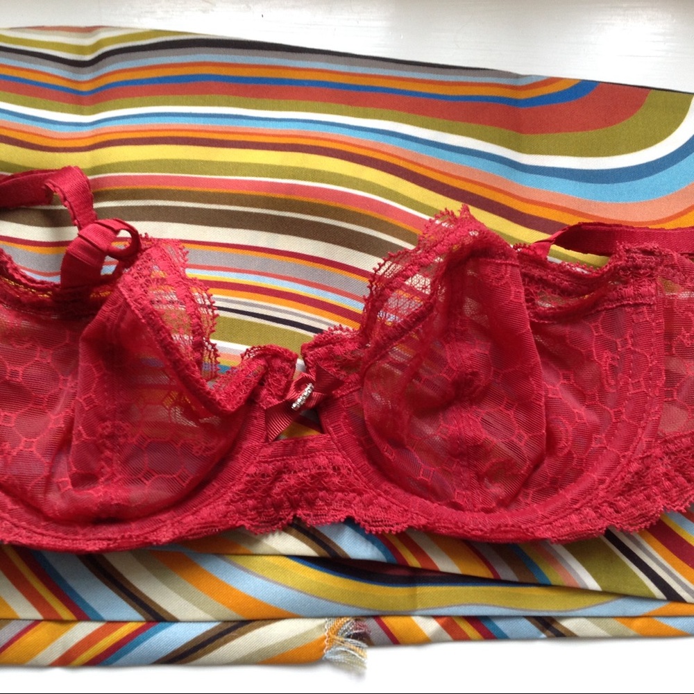 Chantelle lace red bra